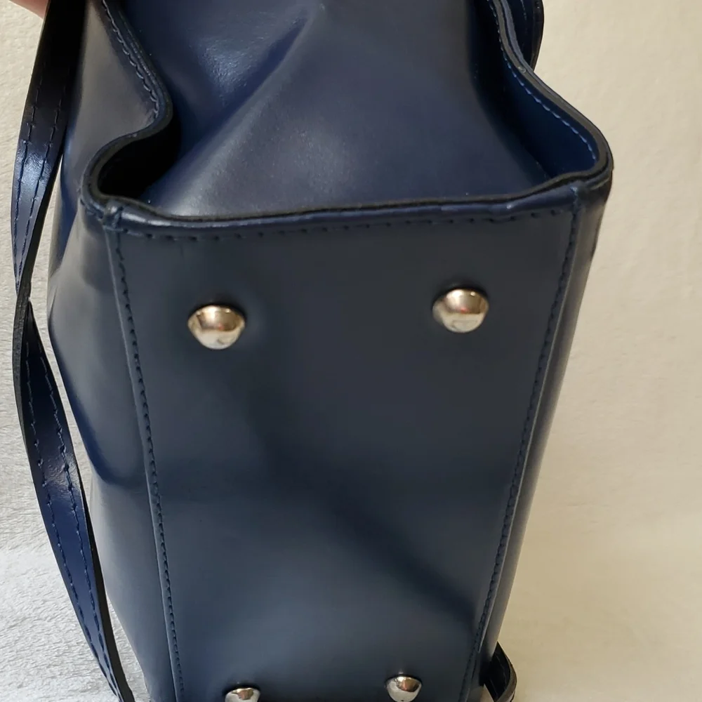 Vera Pelle Blue Crossbody Bag - Picture 7 of 11